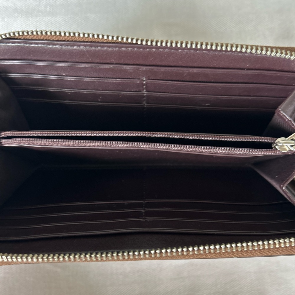 Coach Accordion Zip Wallet in Signature Canvas with a Pop Star Print - Picture 4 of 4